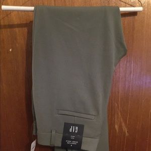 Gap dressing pants